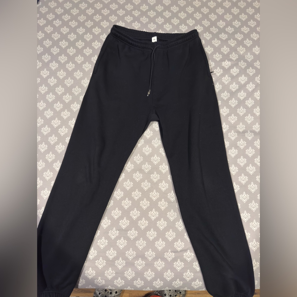 ALO Yoga Chill Black Drawstring Pants